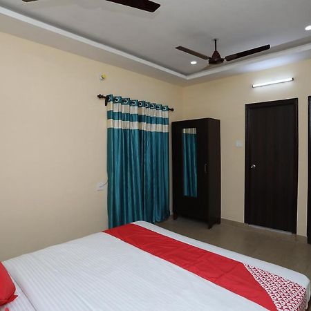 Oyo 17376 Happy Spring Inn Calcutta Exterior foto
